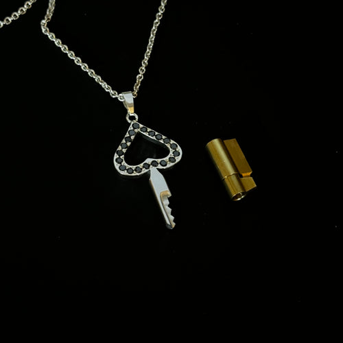 Brilliant Spades chastity key