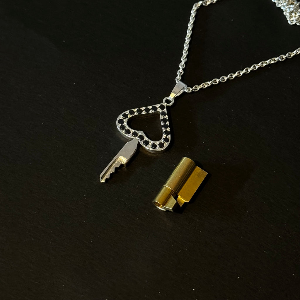 Brilliant Spades chastity key