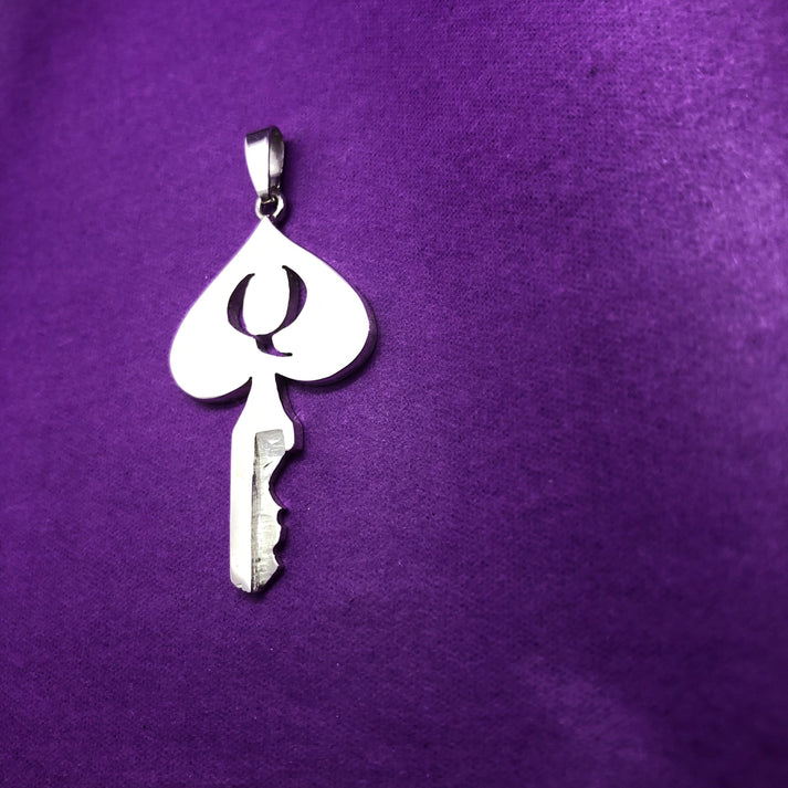 Queen of Spades handmade chastity key with padlock | chastity-shop ...