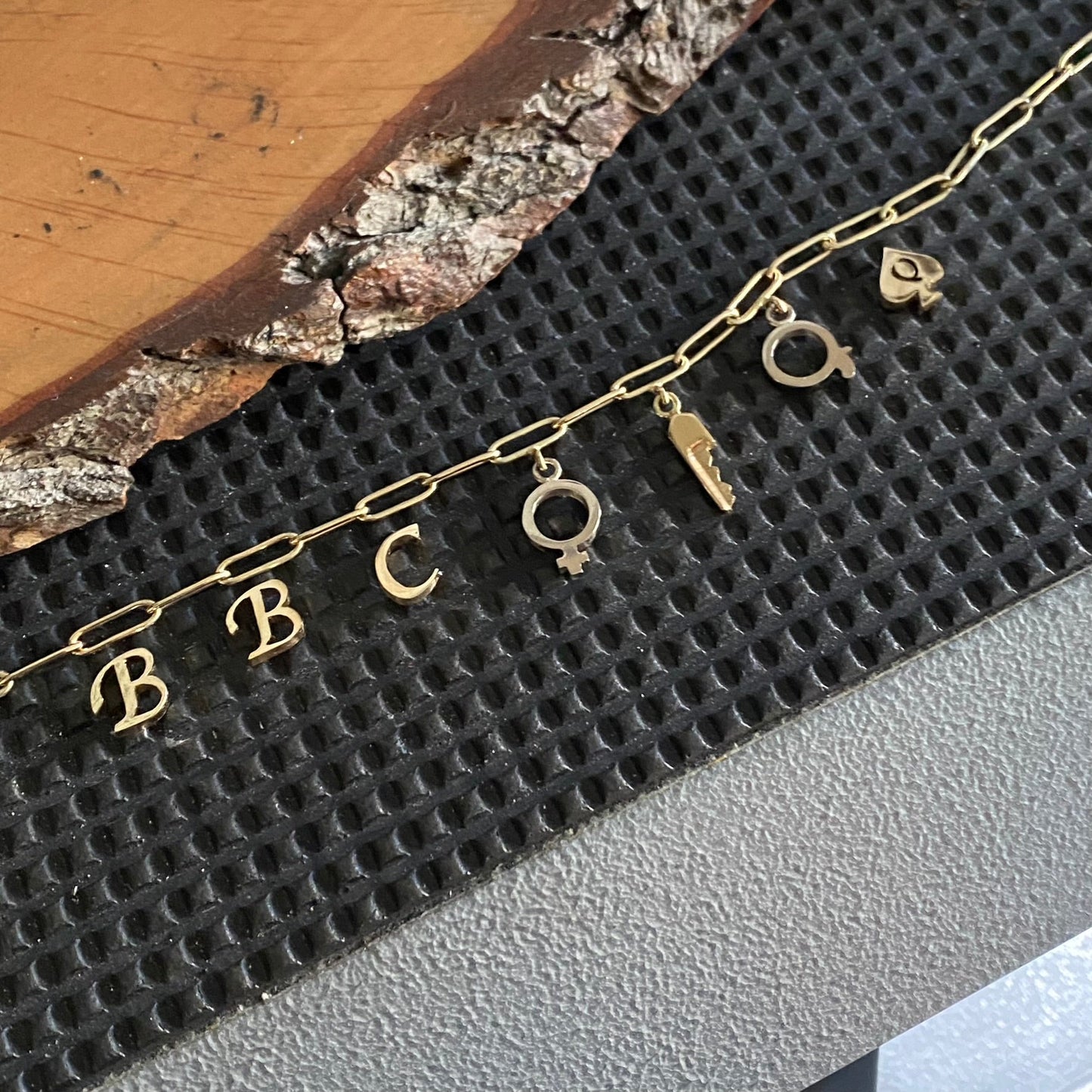 chastity-shop The Charm